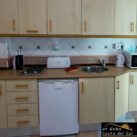 En El Centro De By At Costa Del Sol Apartman