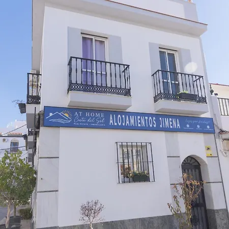 En El Centro De By At Costa Del Sol Lägenhet Nerja