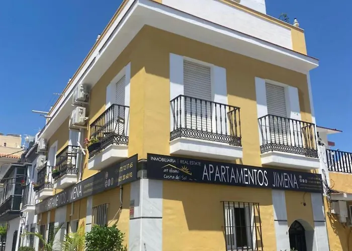 公寓 En El Centro De By At Costa Del Sol *