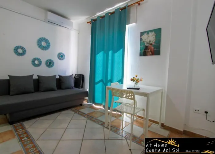 公寓 En El Centro De By At Costa Del Sol 内尔哈