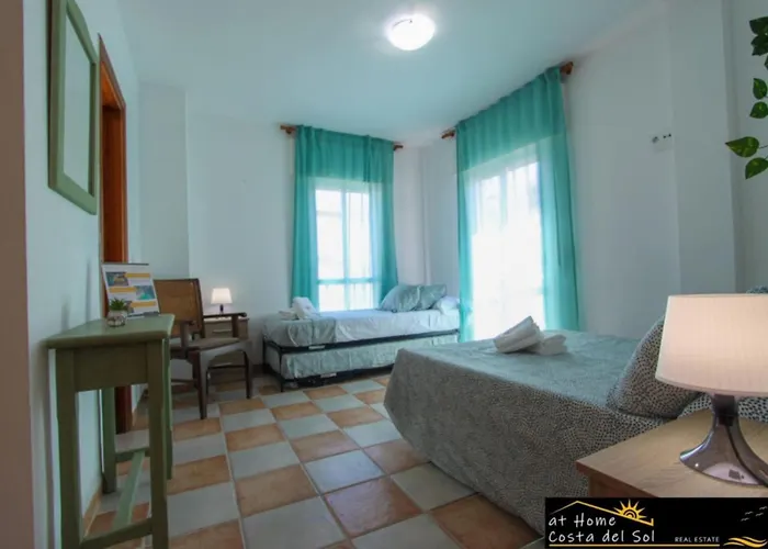 En El Centro De By At Costa Del Sol * Nerja