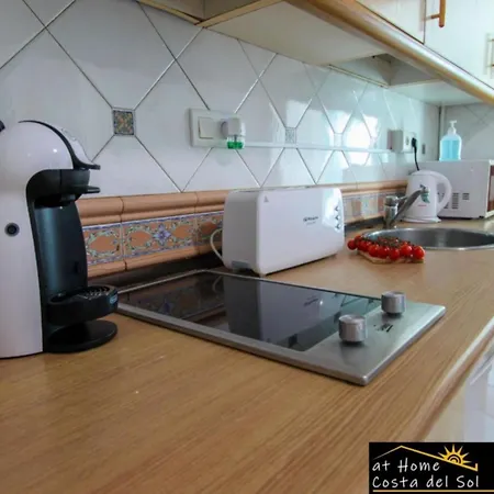 En El Centro De By At Costa Del Sol