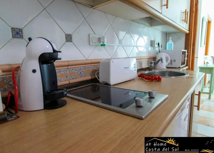 En El Centro De By At Costa Del Sol