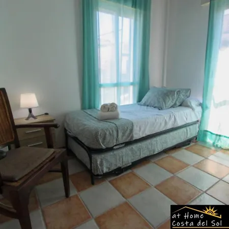 En El Centro De By At Costa Del Sol Apartment